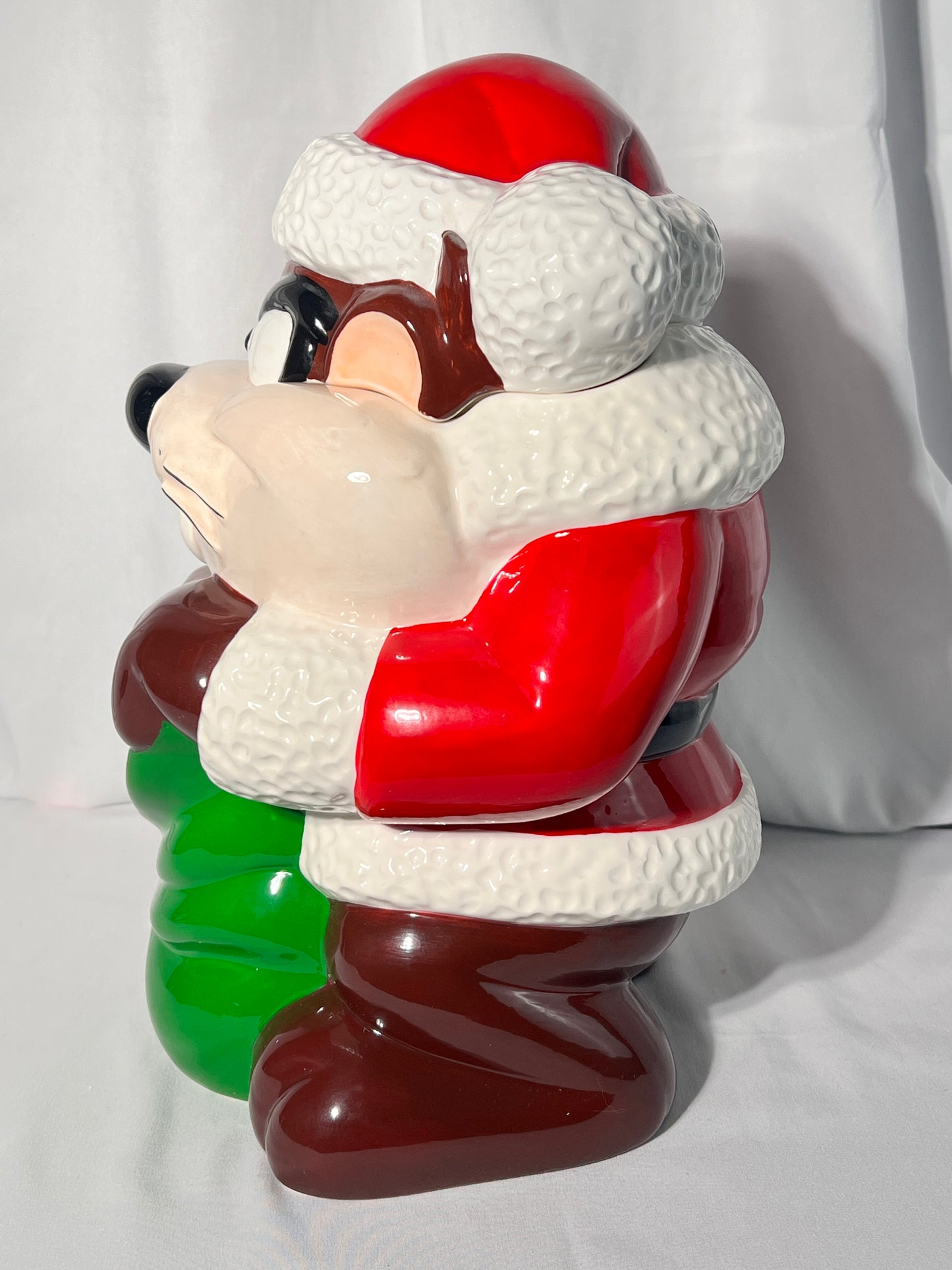 Taz- 13” Cookie Jar- Christmas- Warner Brothers- Looney Tunes- 1995