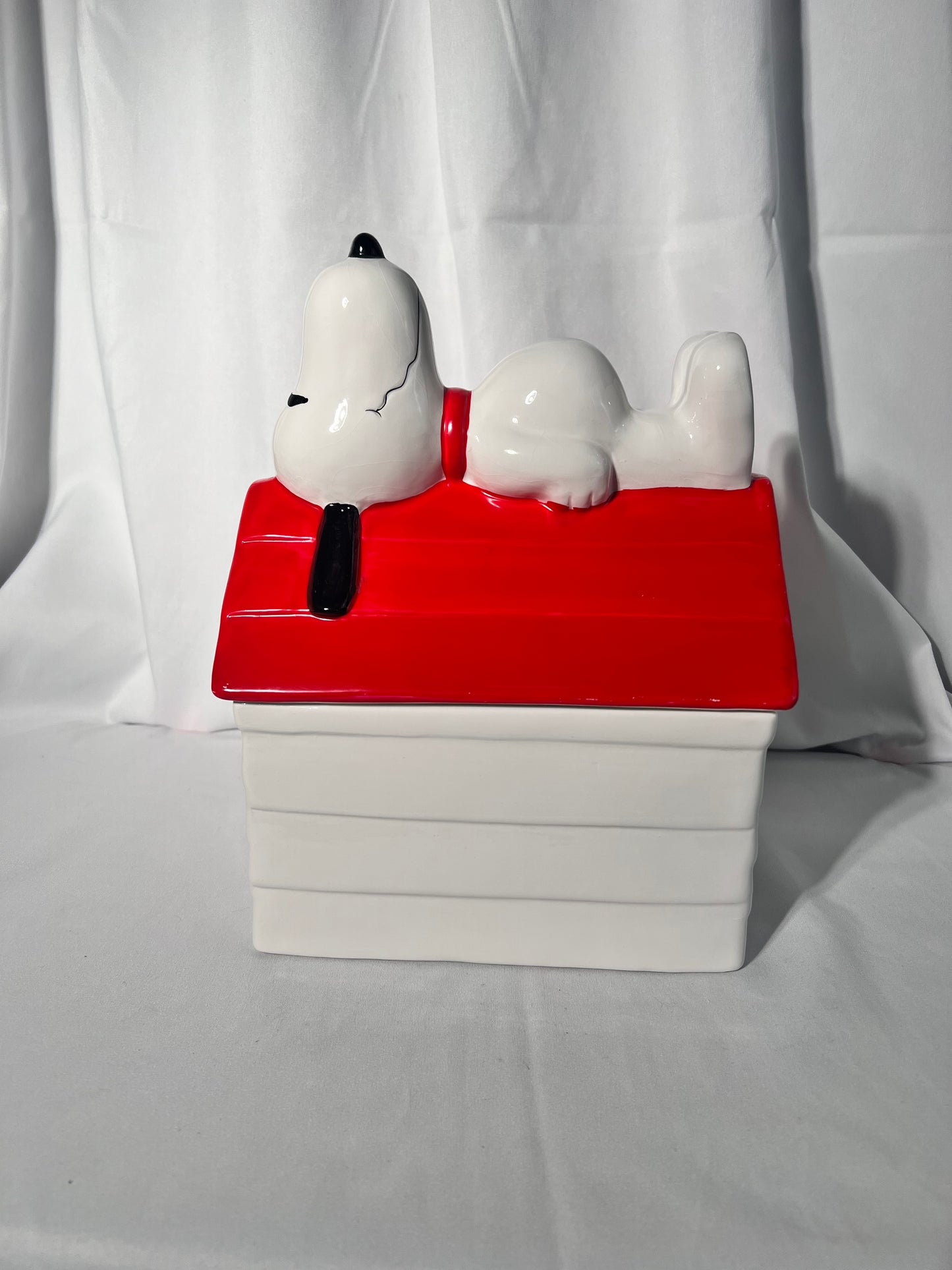 Snoopy - 10 1/2” Cookie Jar - Peanuts- Charlie Brown- Benjamin and Medwin Inc. 1966