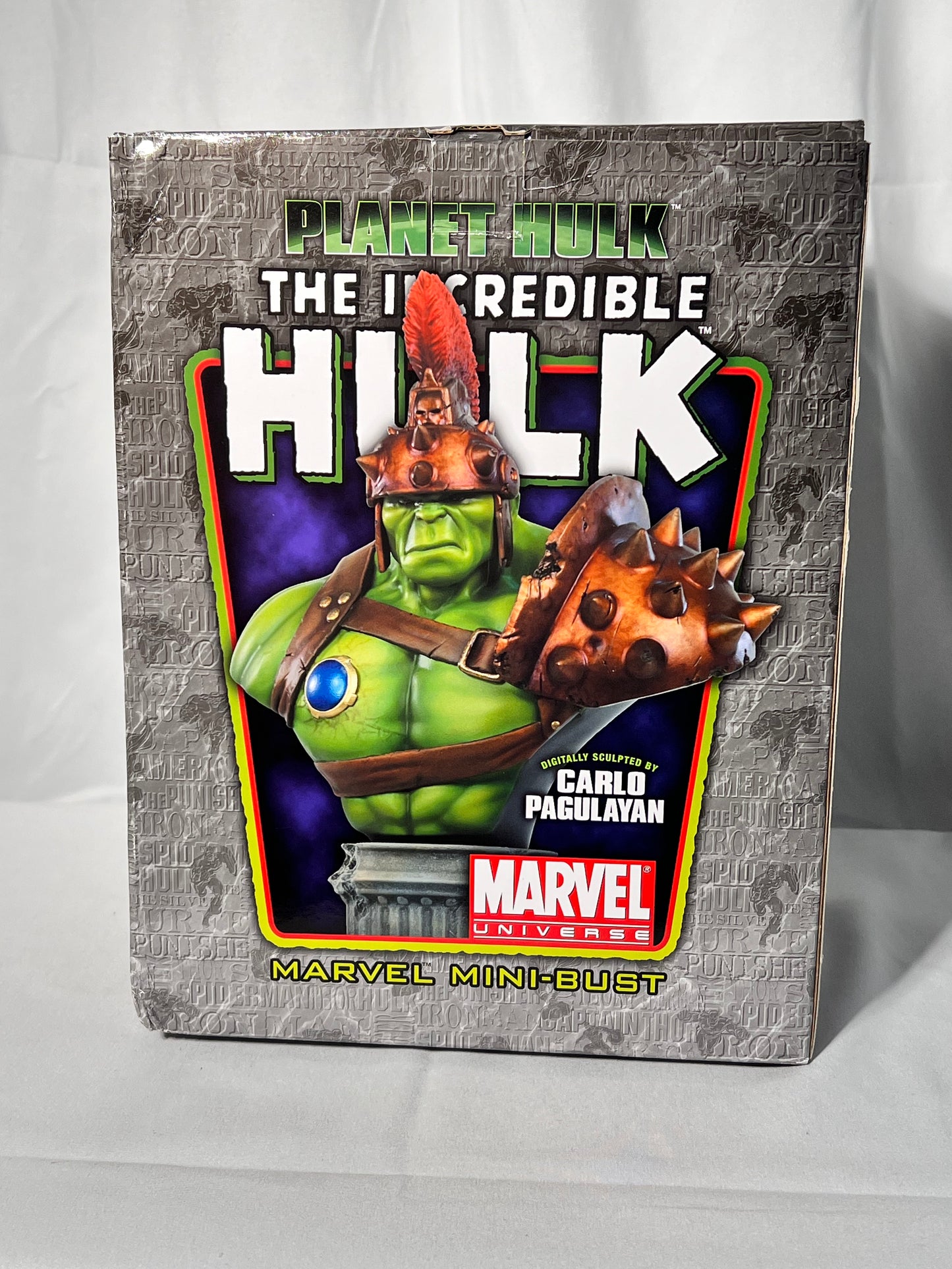 Planet Hulk - The Incredible Hulk- Marvel Mini Bust-sculpted by Carlo Pegulayan - #745 of 800