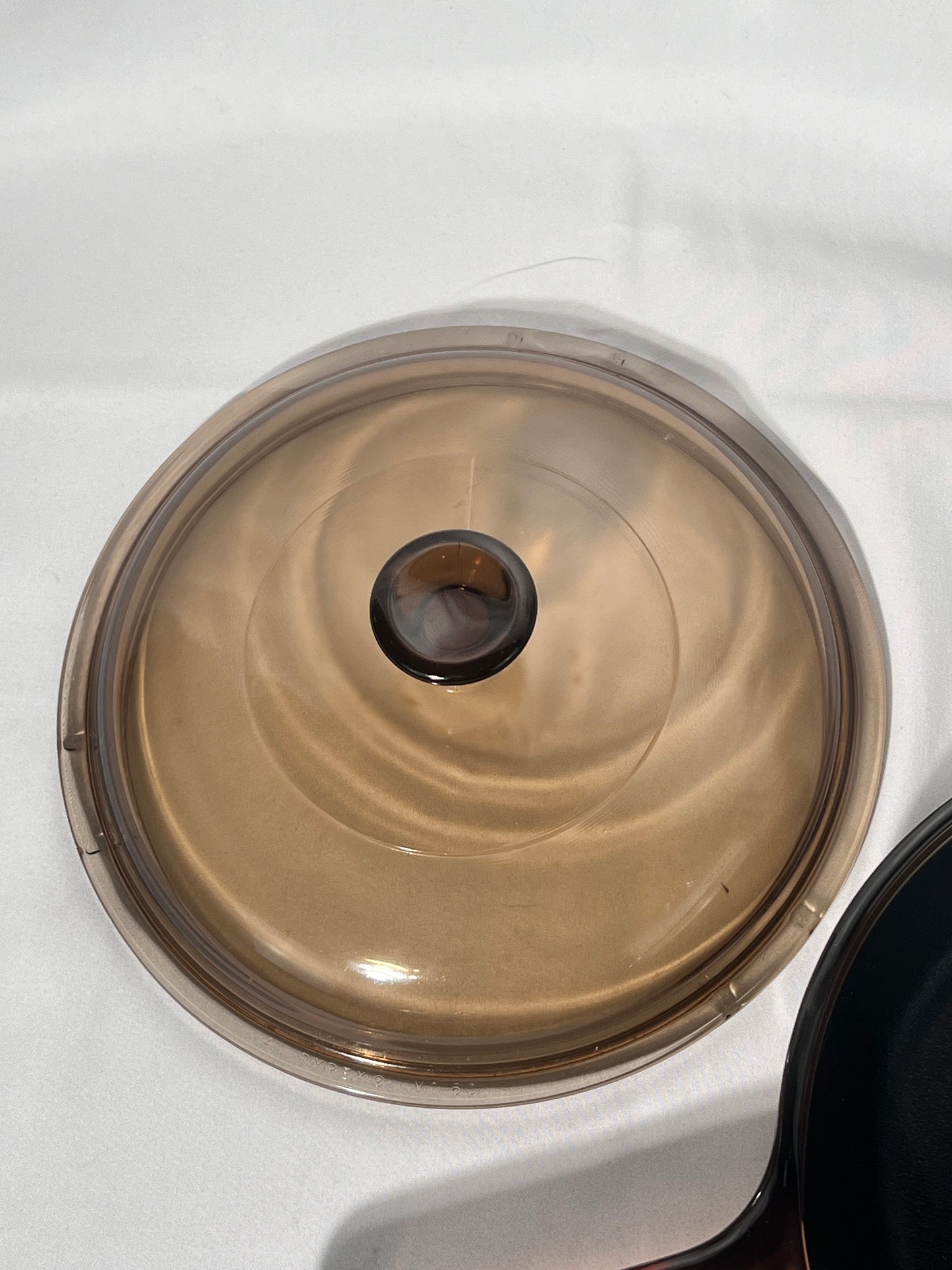 Pyrex- vision-Corning - Amber- non stick- with lid v1.5- 7” pan