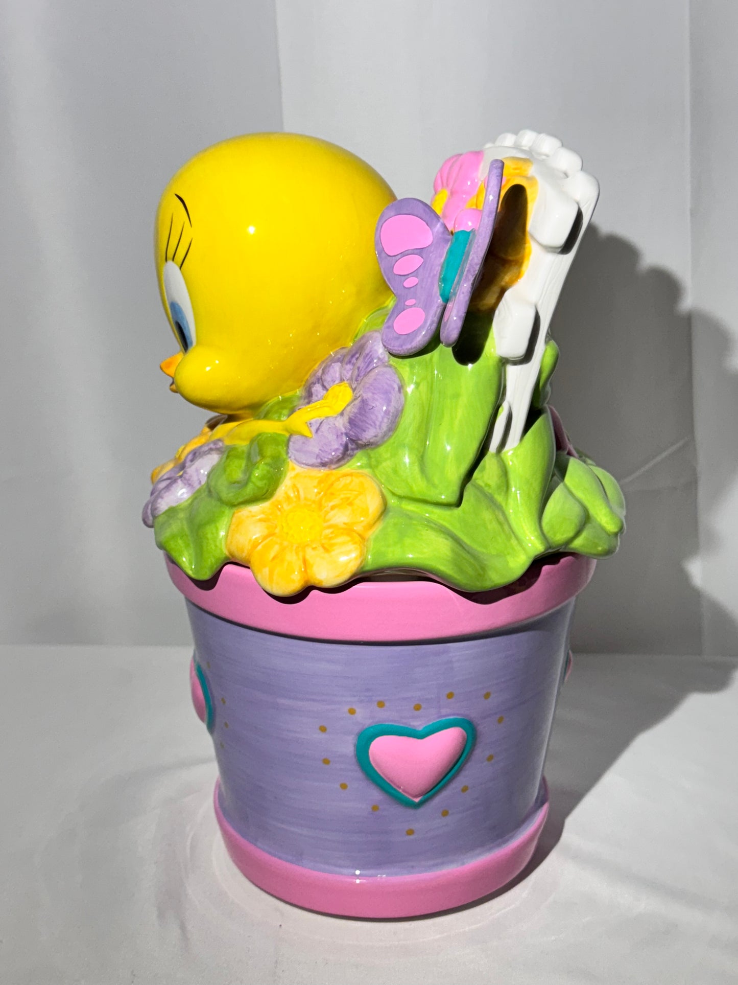 Tweety Bird - Cookie Jar - Flower pot and butterfly- Gibson - Looney Tunes