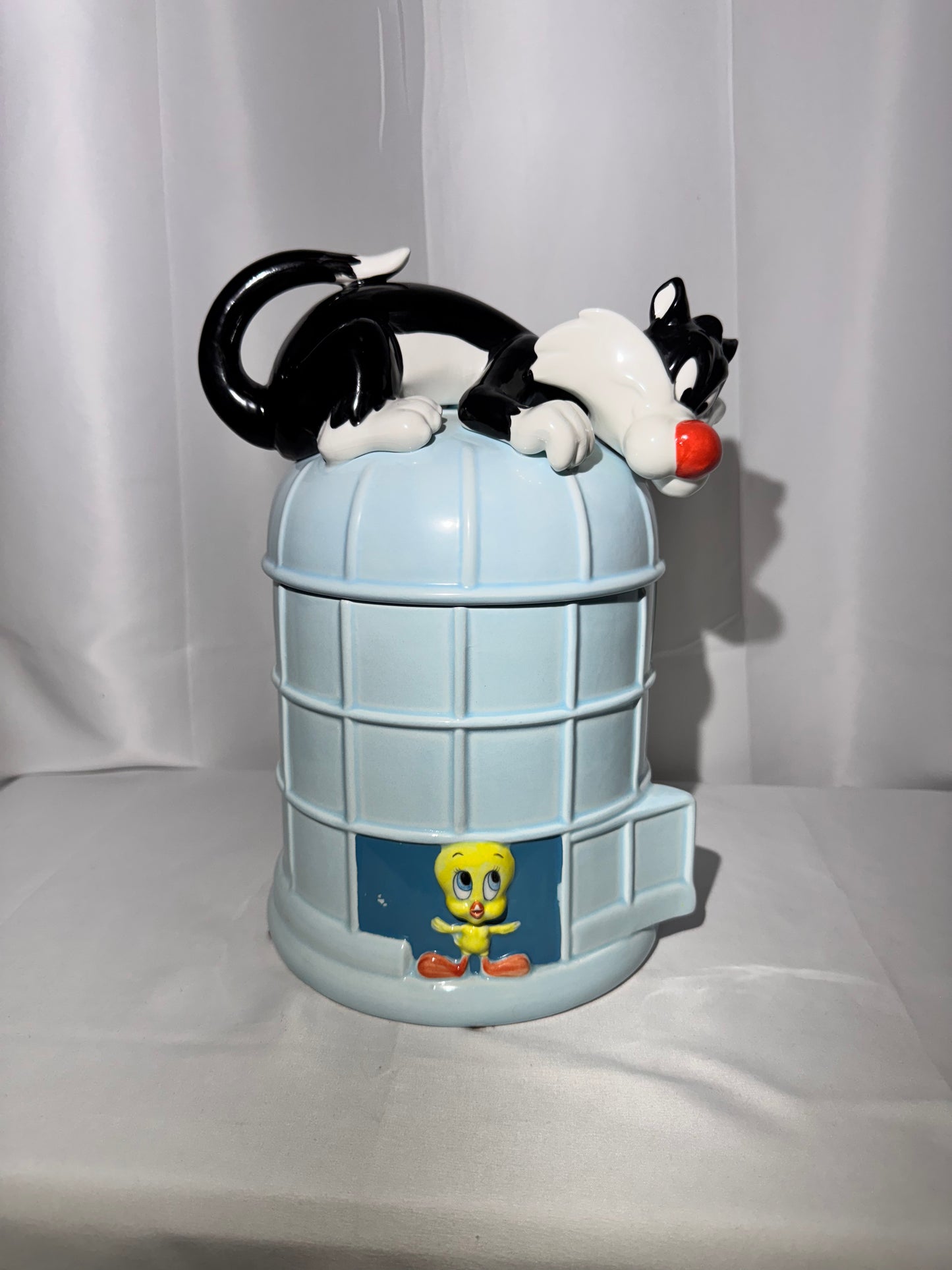 Sylvester and Tweety - Cookie Jar - Looney Tunes- Warner Brothers- Sylvester on tweety’s cage - 1989