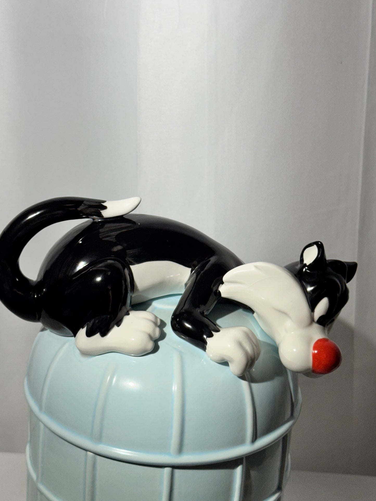 Sylvester and Tweety - Cookie Jar - Looney Tunes- Warner Brothers- Sylvester on tweety’s cage - 1989