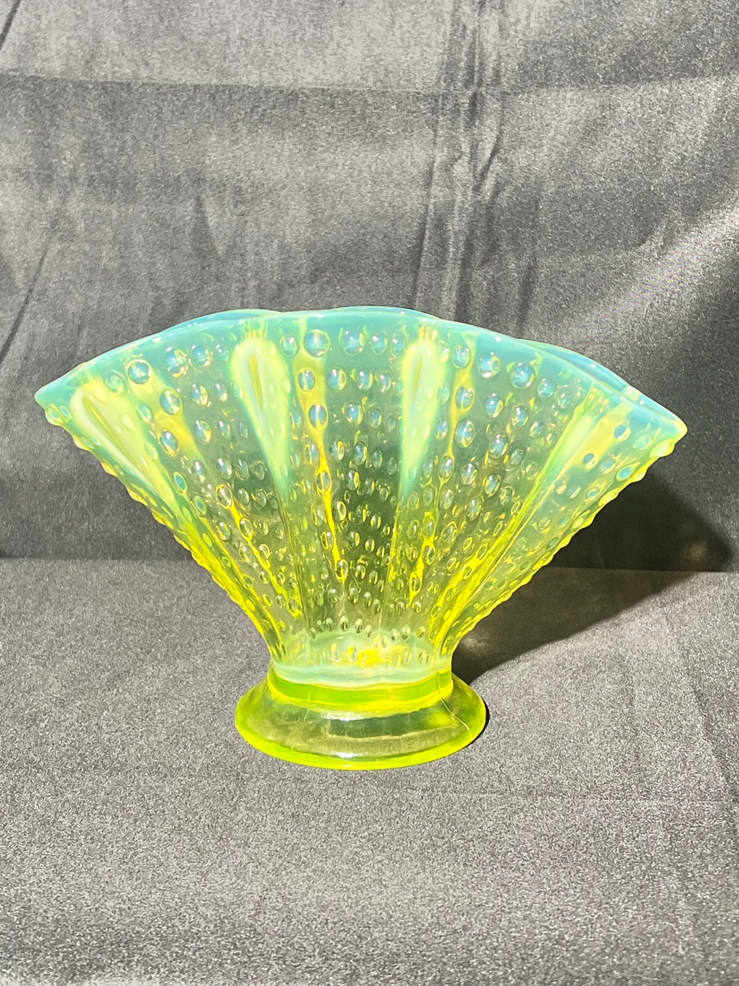 Uranium- 5 1/2” tall Fan Vase - med-century modern - Fenton- Hobnail