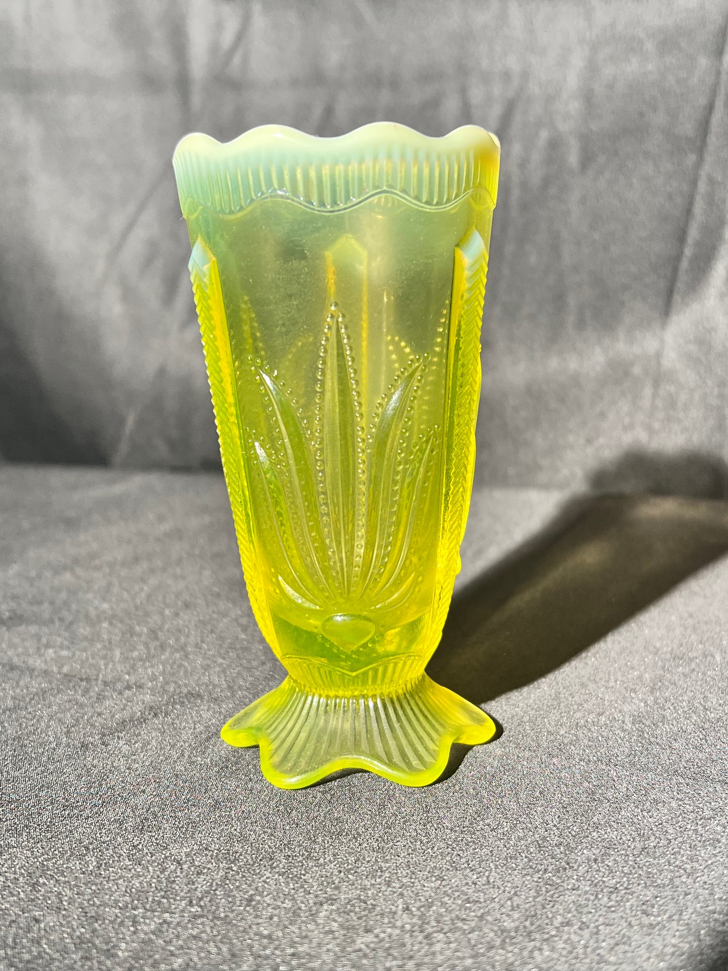 Uranium- 5” Fenton Cactus Vase - Topaz Opalescent