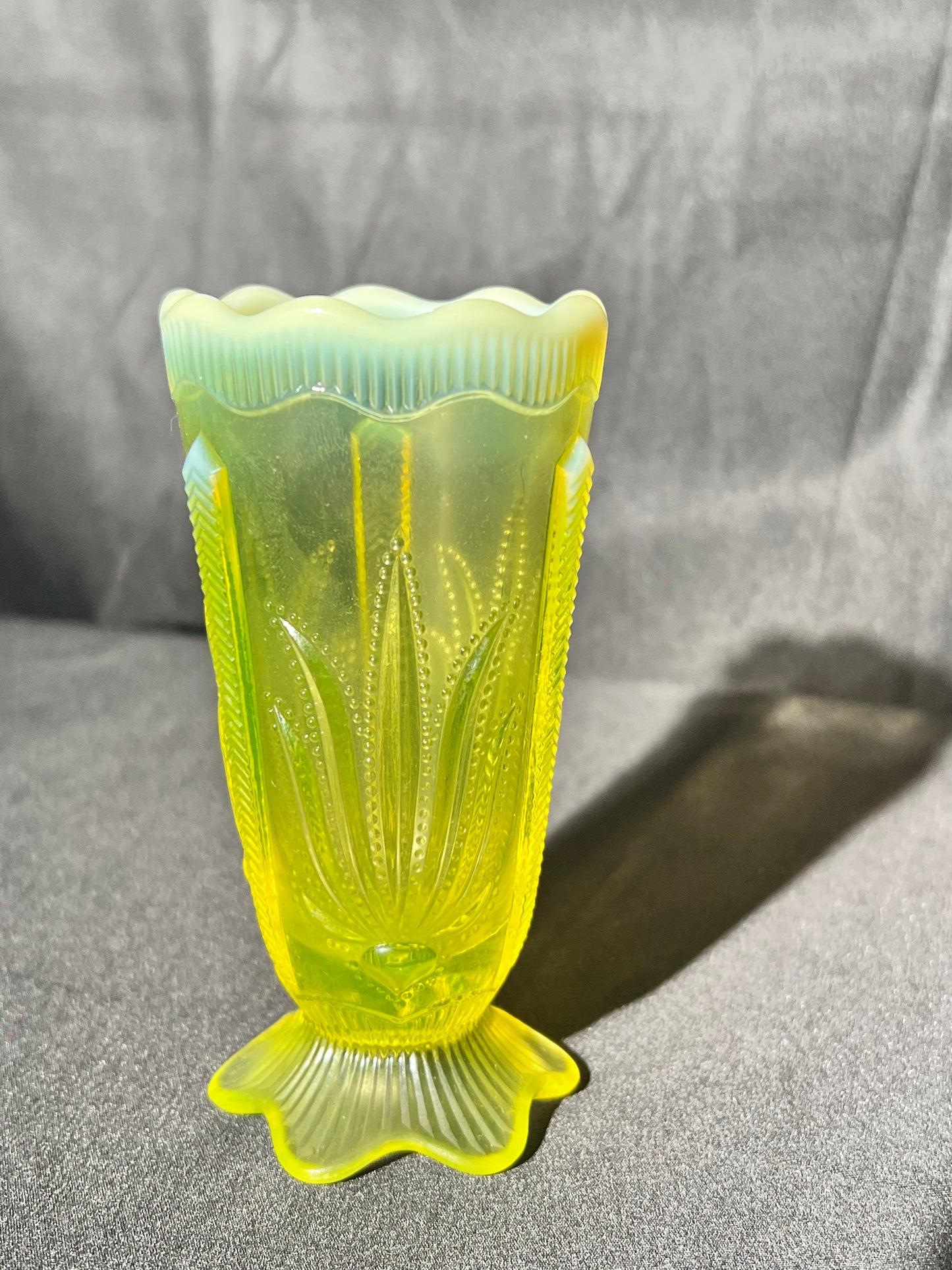 Uranium- 5” Fenton Cactus Vase - Topaz Opalescent