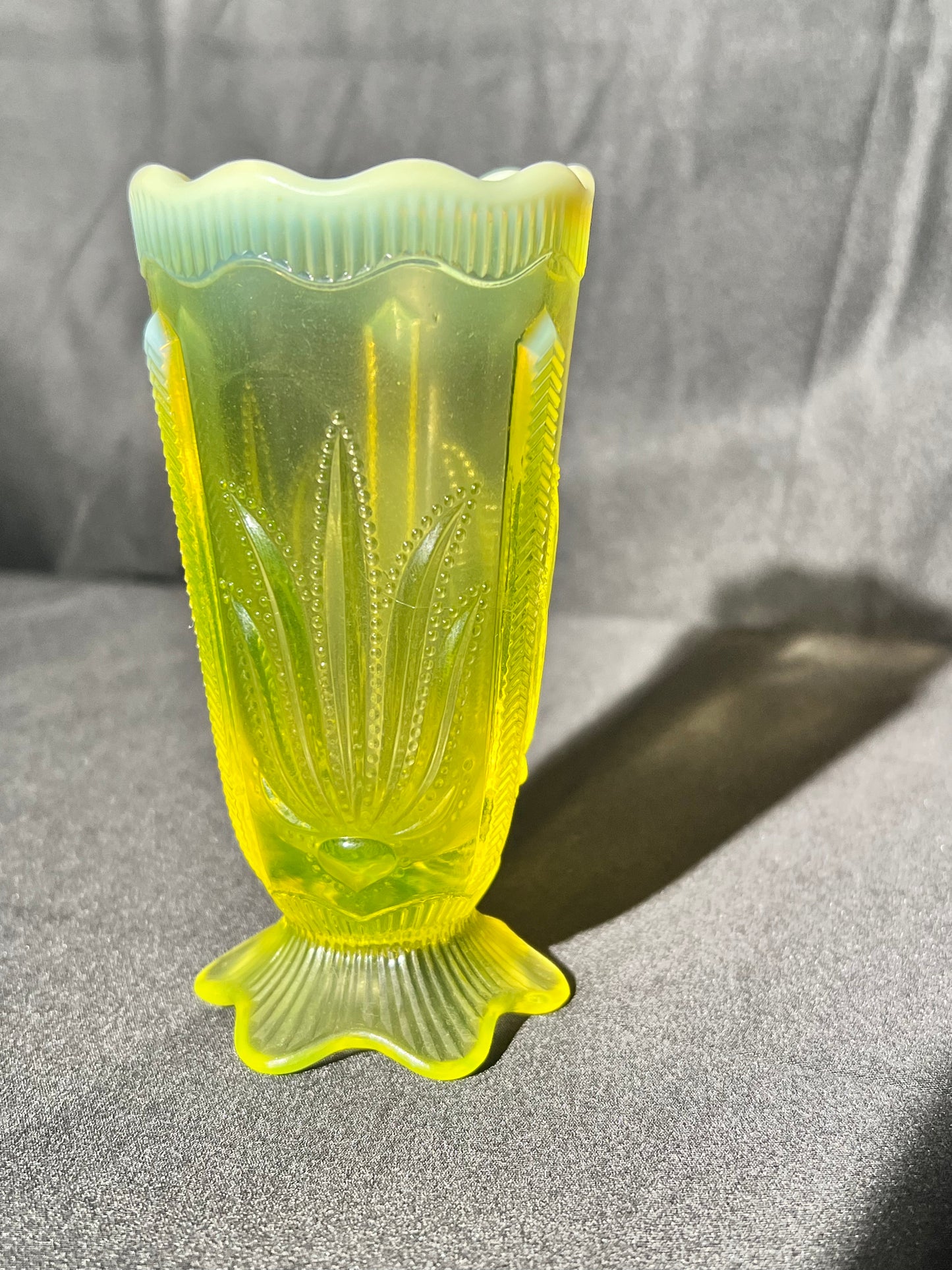 Uranium- 5” Fenton Cactus Vase - Topaz Opalescent