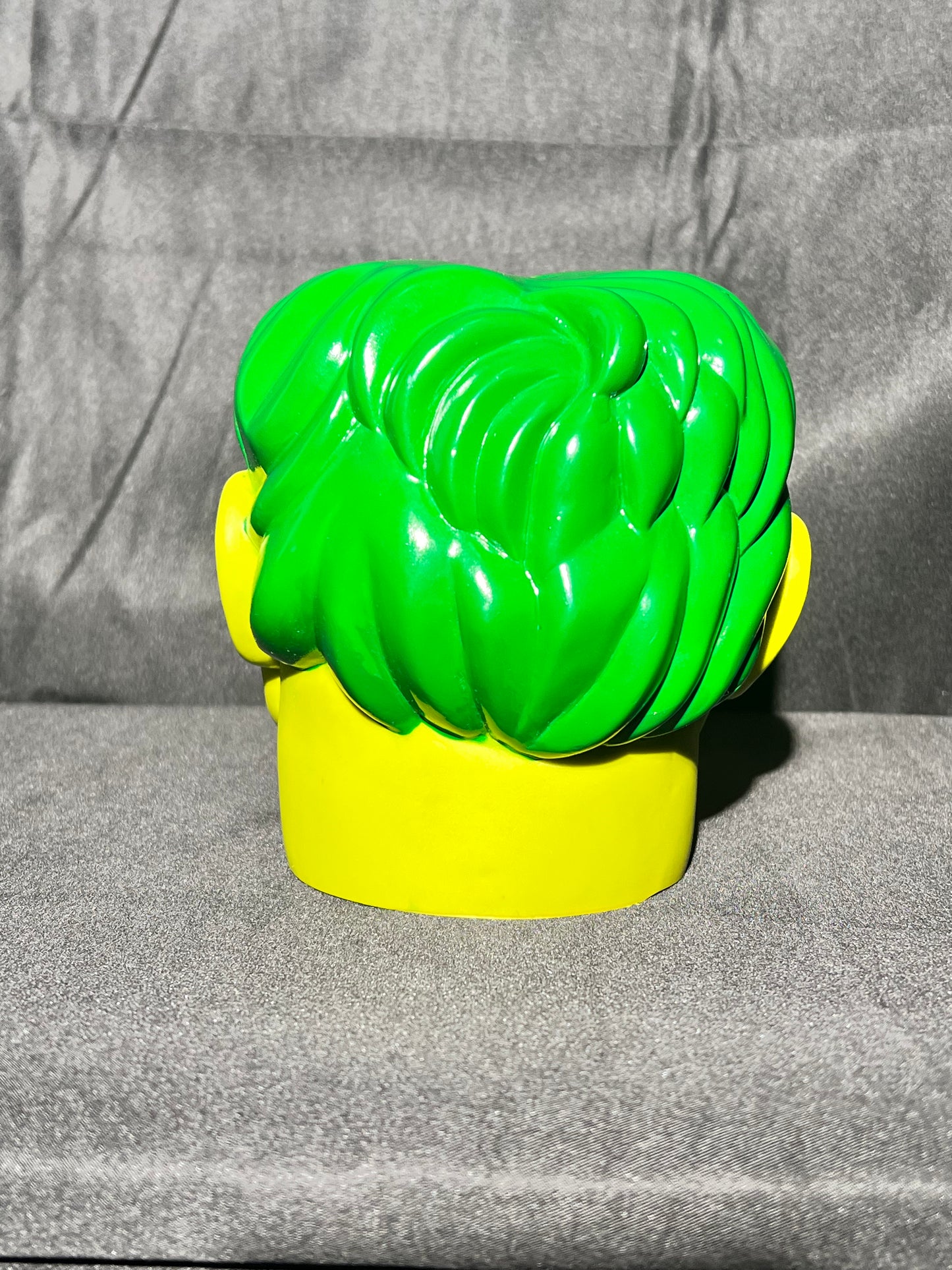 Hulk - 6” coin bank - Rare - Marvel-The Incredible Hulk - plastic resin