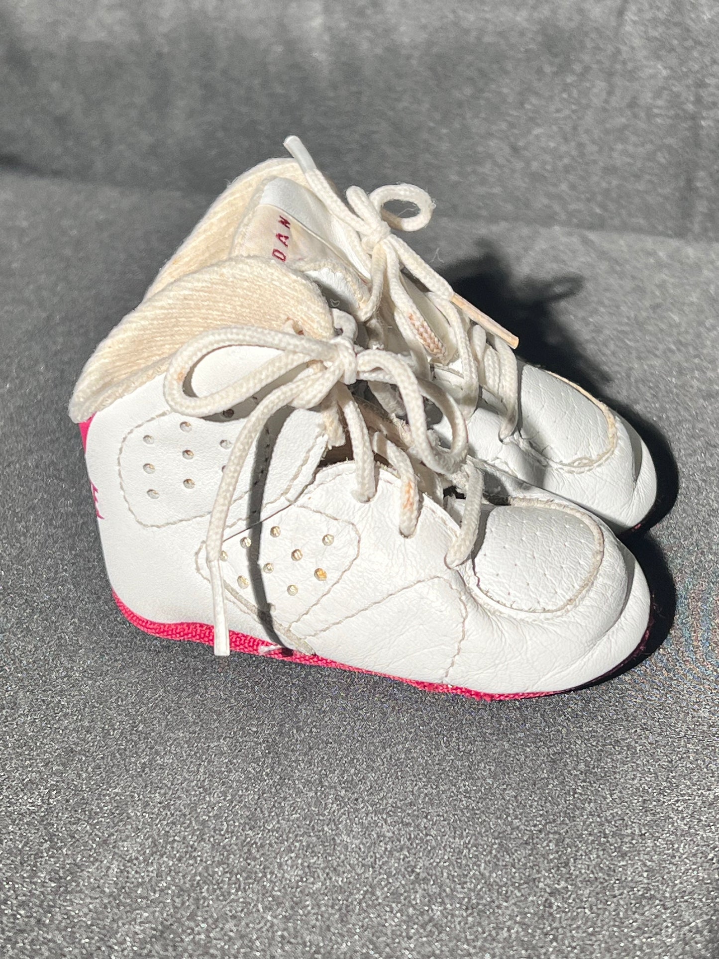 Nike - First Jordan Shoes - Size 1 - 7824 - 1990 - Baby Shoes - Pink-Maroon & White