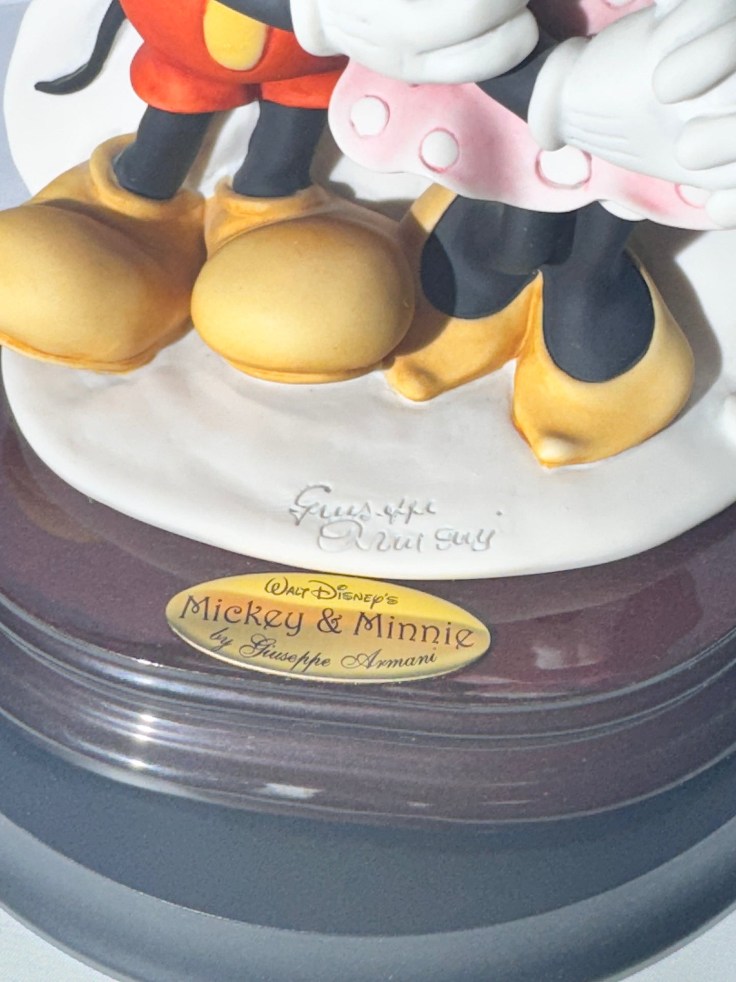 Mickey and Minnie Mouse - Florence Figurine- limited edition 533/2003 - certificate of authentication & podium- Disney- France