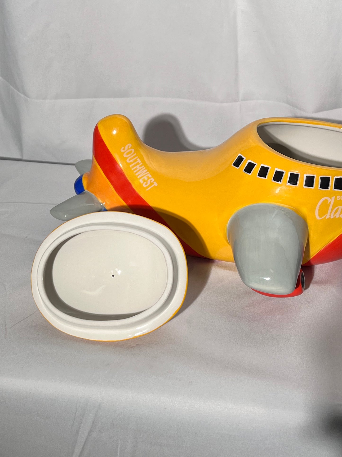 Southwest Airlines Airplane- 7 1/2” cookie jar - 2007 Creata- Yellow, Red and Gray- YQ 1007 Classic