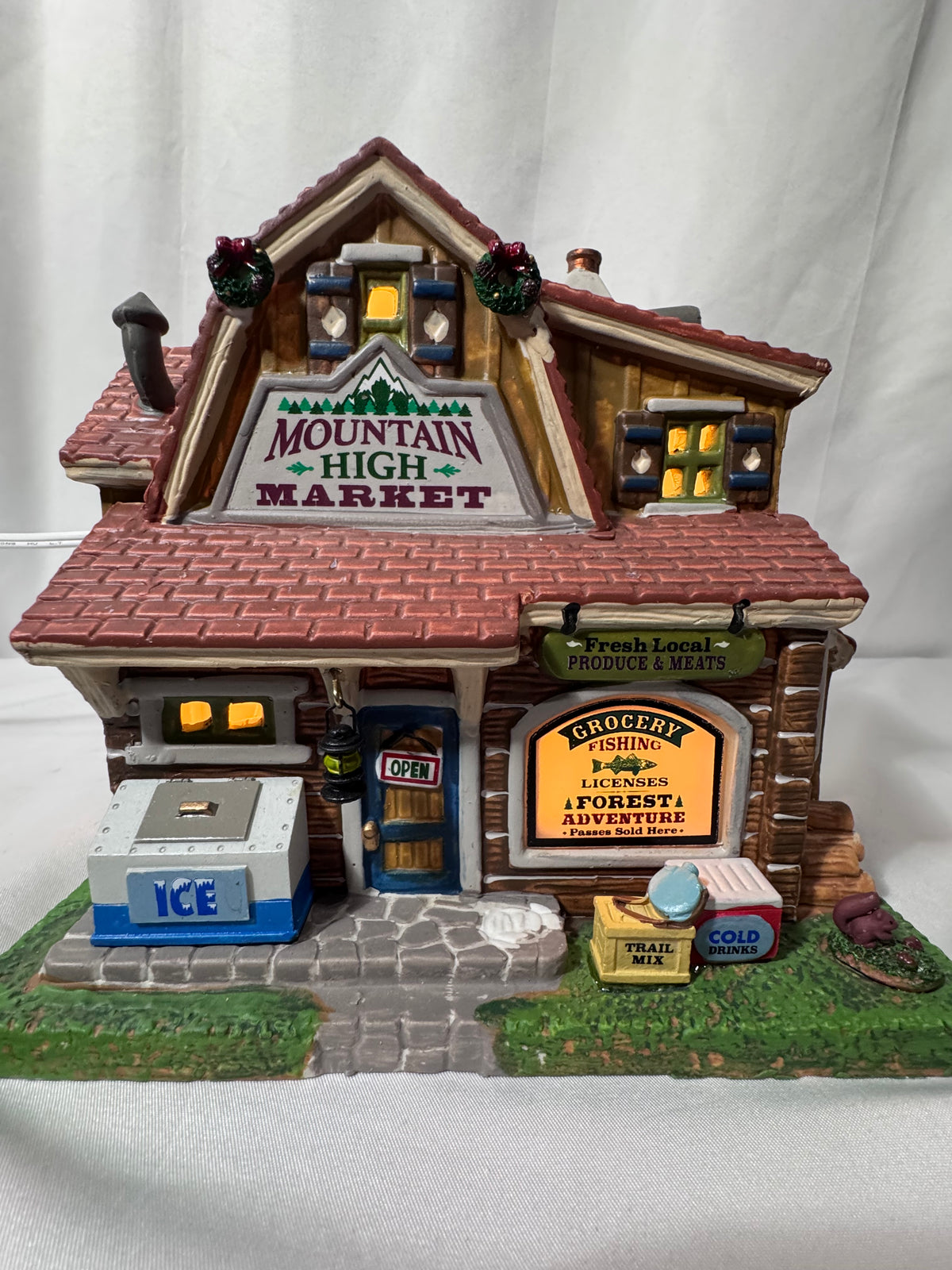 Lemax Mountain High Market #95534 – Vail Village Signature Collection – 2019
