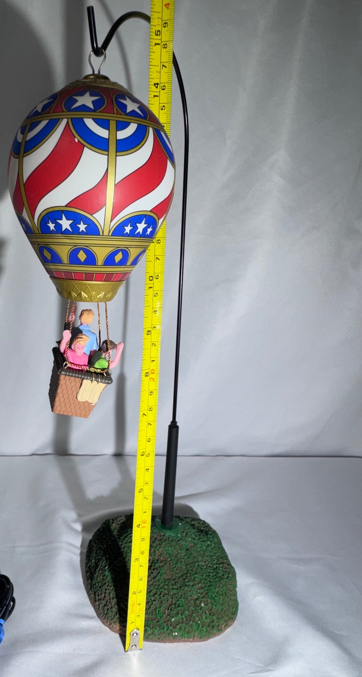 Lemax Soaring Stars And Stripes #84366 – Animated Hot Air Balloon – Retired 2019 – Tested & Working