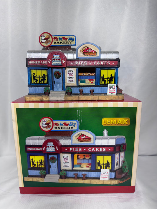 Lemax Pie In The Sky Bakery #55001-R – Lighted Porcelain Village Building – Original Box
