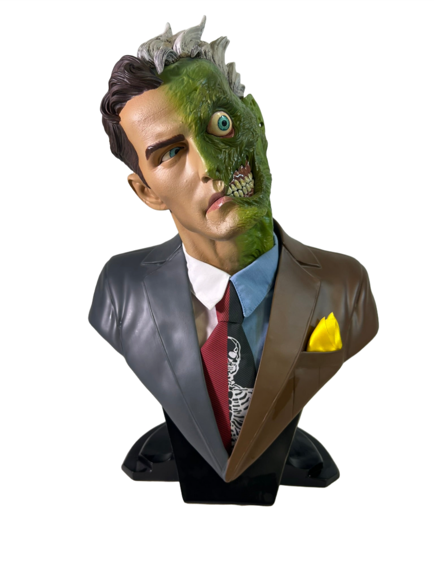 13" Two-Face 1:2 Scale Bust #197/500