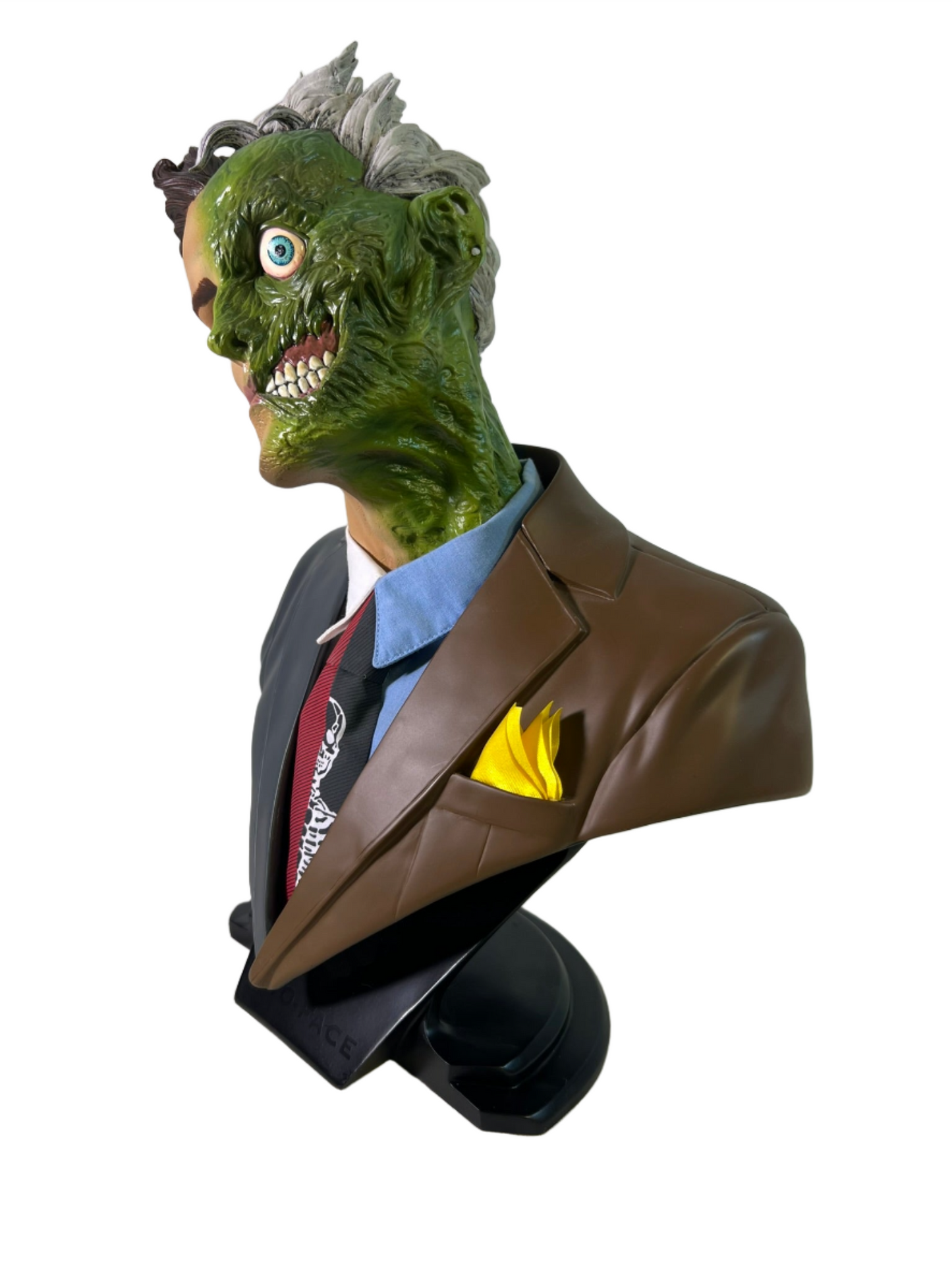 13" Two-Face 1:2 Scale Bust #197/500